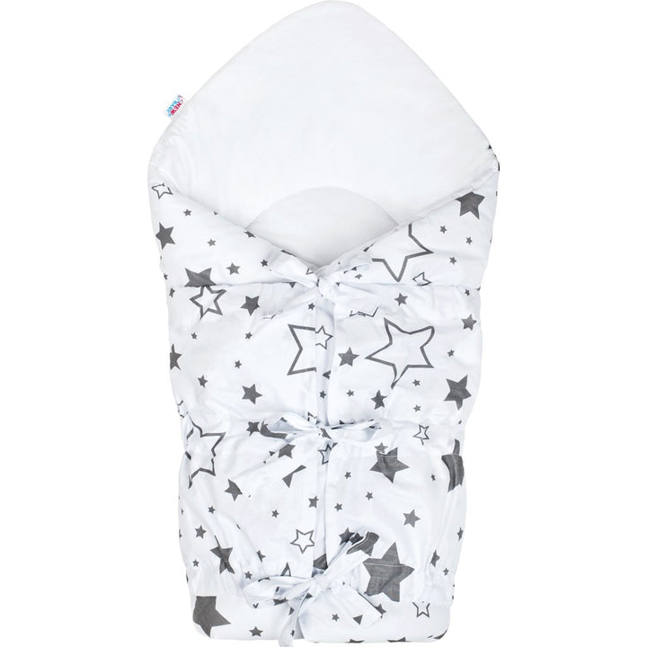 Klassieke inbakerdoek met striksluiting New Baby wit met sterren grijs – productfoto