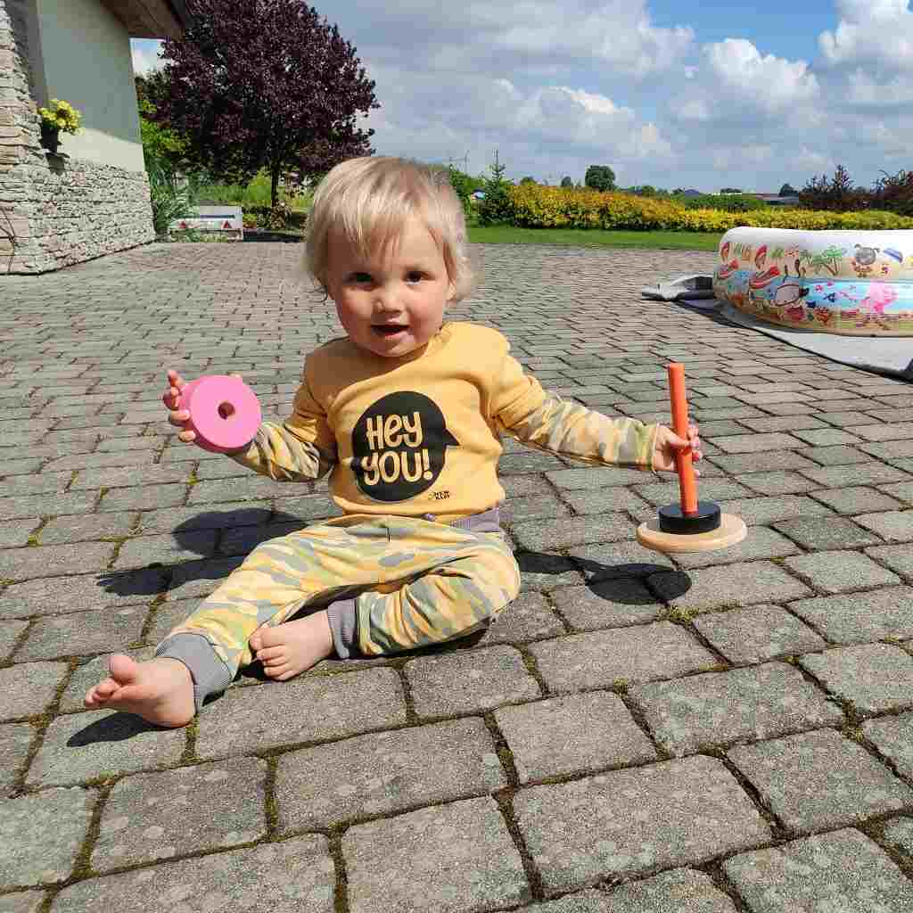 Baby-T-shirt New Baby With Love mosterd, maat 62 (3-6 mnd)
