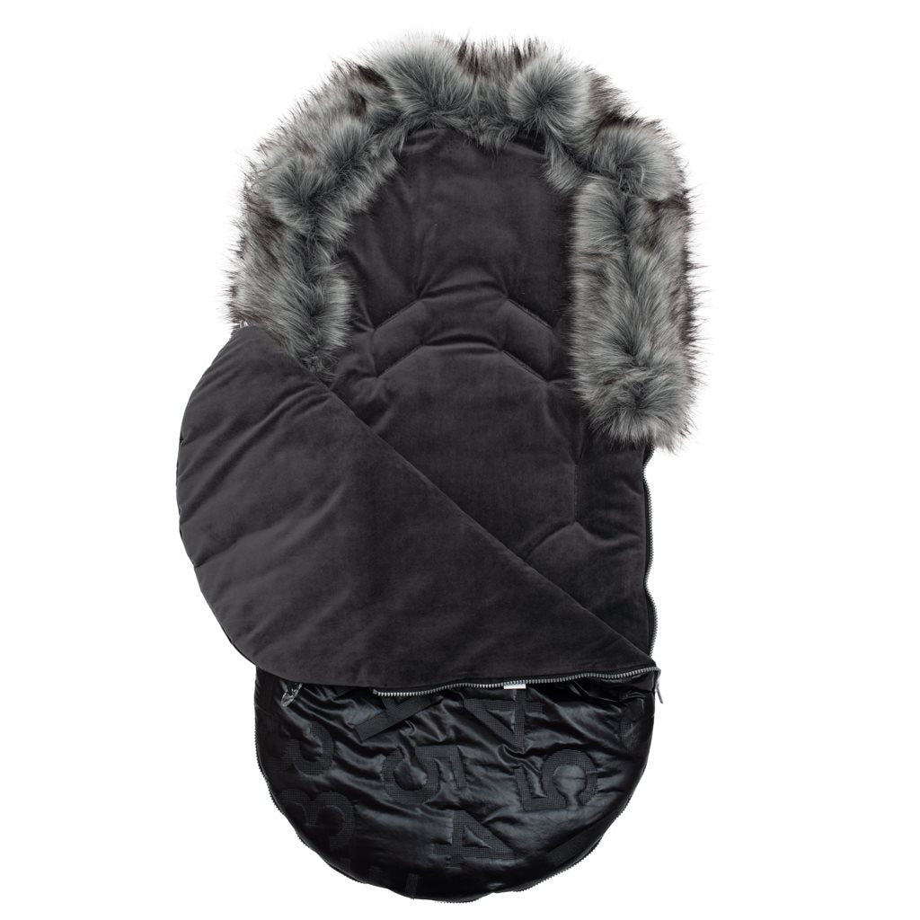 New Baby luxe voetenzak met bont zwart