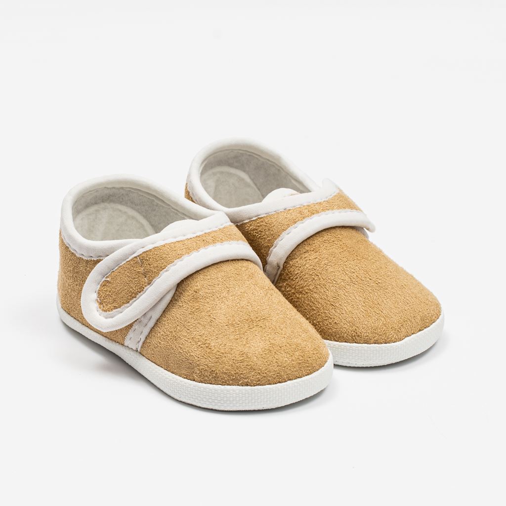 Babyslofjes New Baby bruin 0-3 mnd, maat 116/122