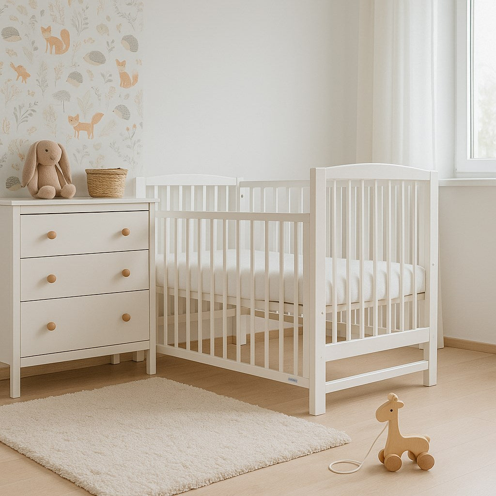 New Baby LILLY ledikant 120x60 met neerklapbare zijkant – wit – afbeelding 1