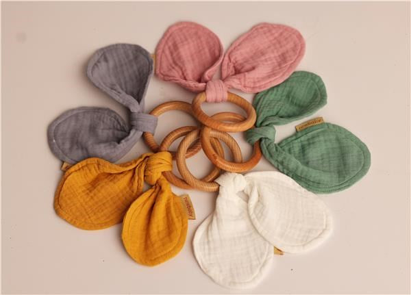 Babybijtring New Baby Oortjes roze