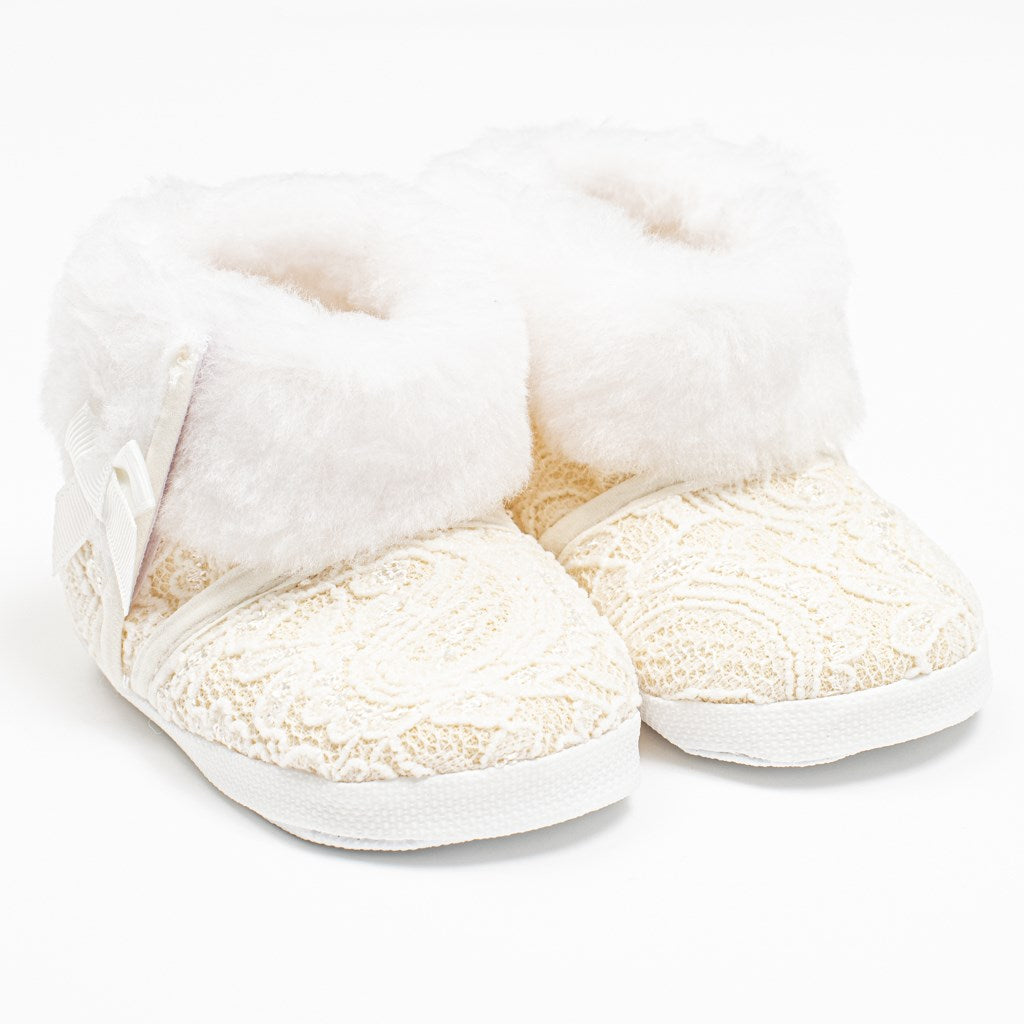 Winterslofjes met veters New Baby 6-12 mnd beige, maat 6-12 mnd