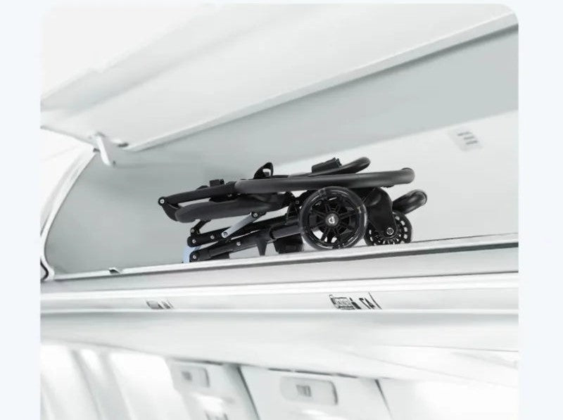 Baby Essential Lichtgewicht Kinderwagen